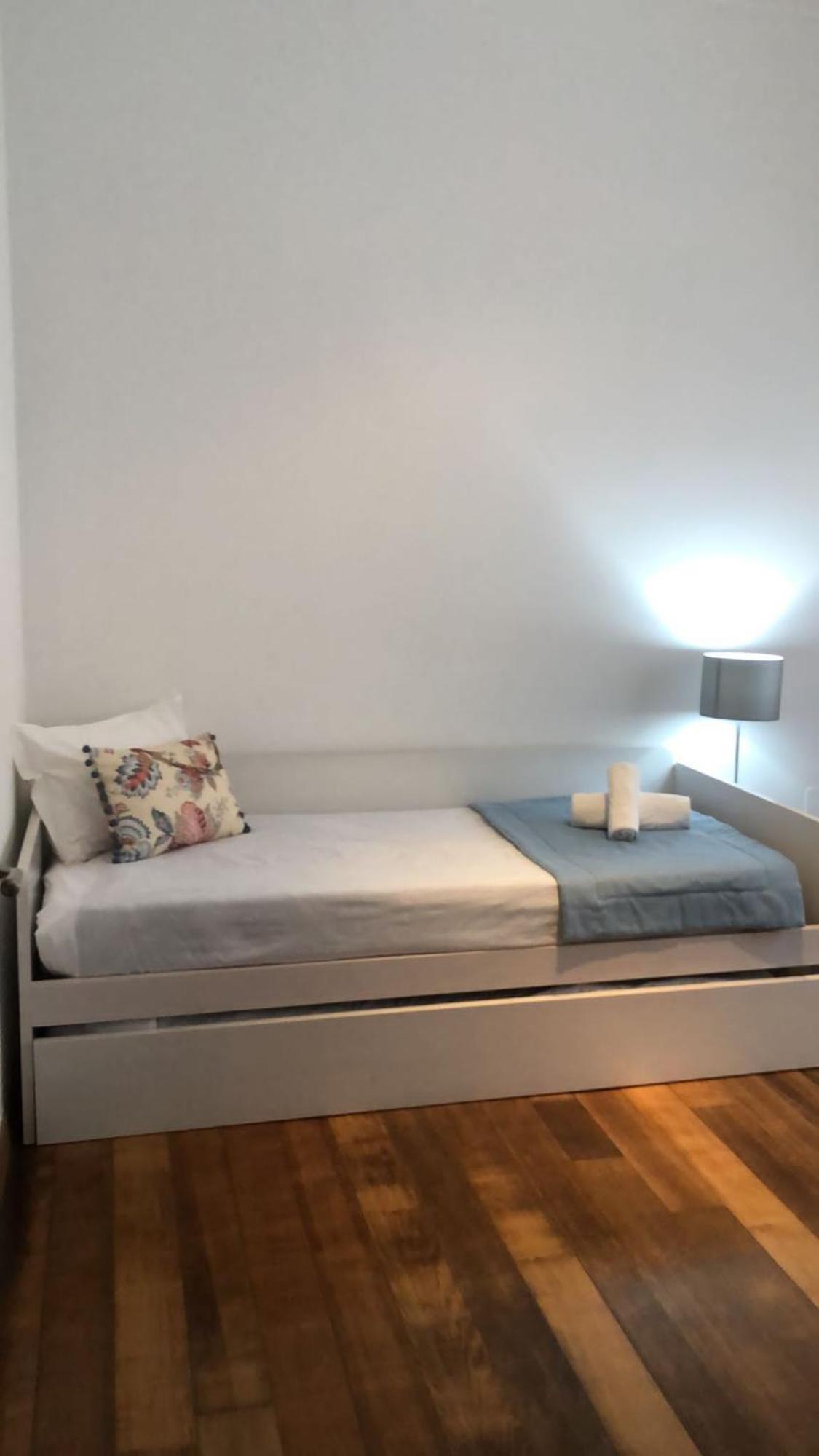 8 Rodrigues Family House - Villa With Patio Nazare Luaran gambar